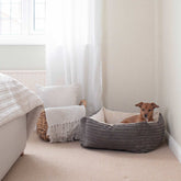 Box Bed For Dogs in Essentials Plush – M, Navy Plush pour la maison et le jardin
