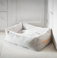 Box Bed in Sandstone – M pour la maison et le jardin
