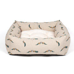 Box Bed For Dogs in Woodlands – Woodland Peacock, Without Personalization pour les activités extérieures