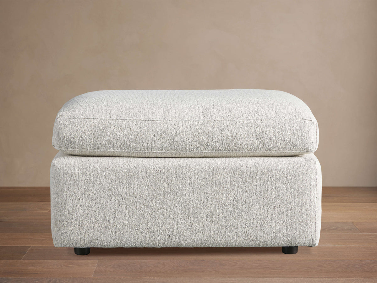 Ashby Ottoman – CUSHING FROST pour atelier