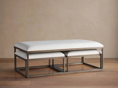Upholstered Nesting Ottoman – NOMAD SNOW, ANTIQUE BRASS pour atelier